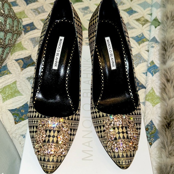 Manolo Blahnik 39.5 gorgeous worn once to event! - Picture 1 of 10